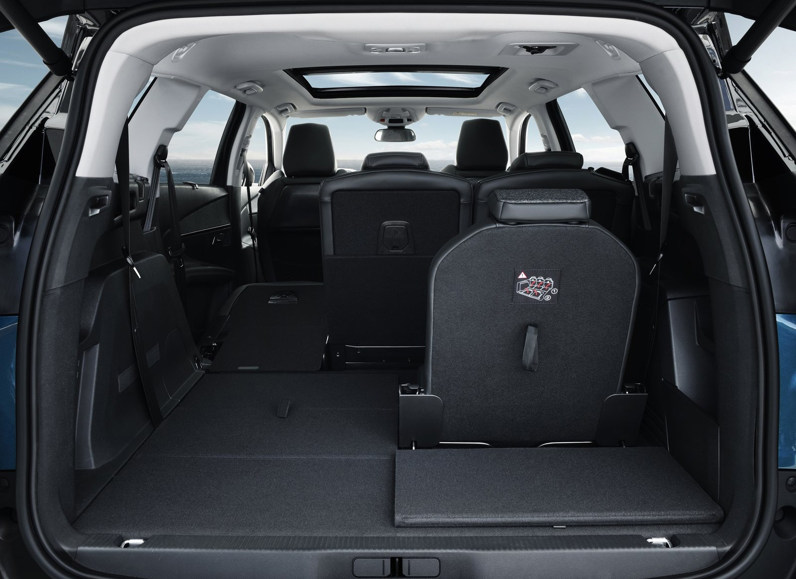 Yeni Peugeot 5008 SUV